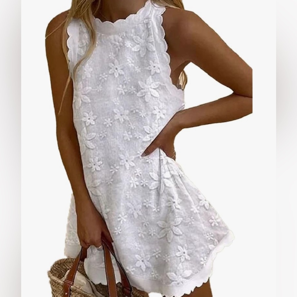 NWT White linen dress sleeveless daisy print size S